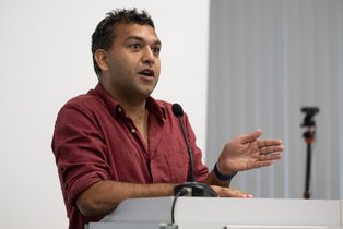 Pritish Behuria, University of Manchester, chairing the final roundtable